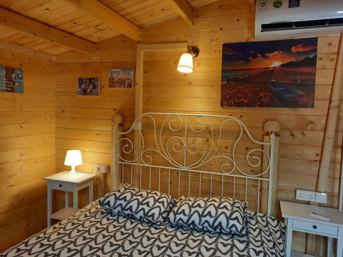 מלון Agios Theodoros Cyprus Glamping Park מראה חיצוני תמונה